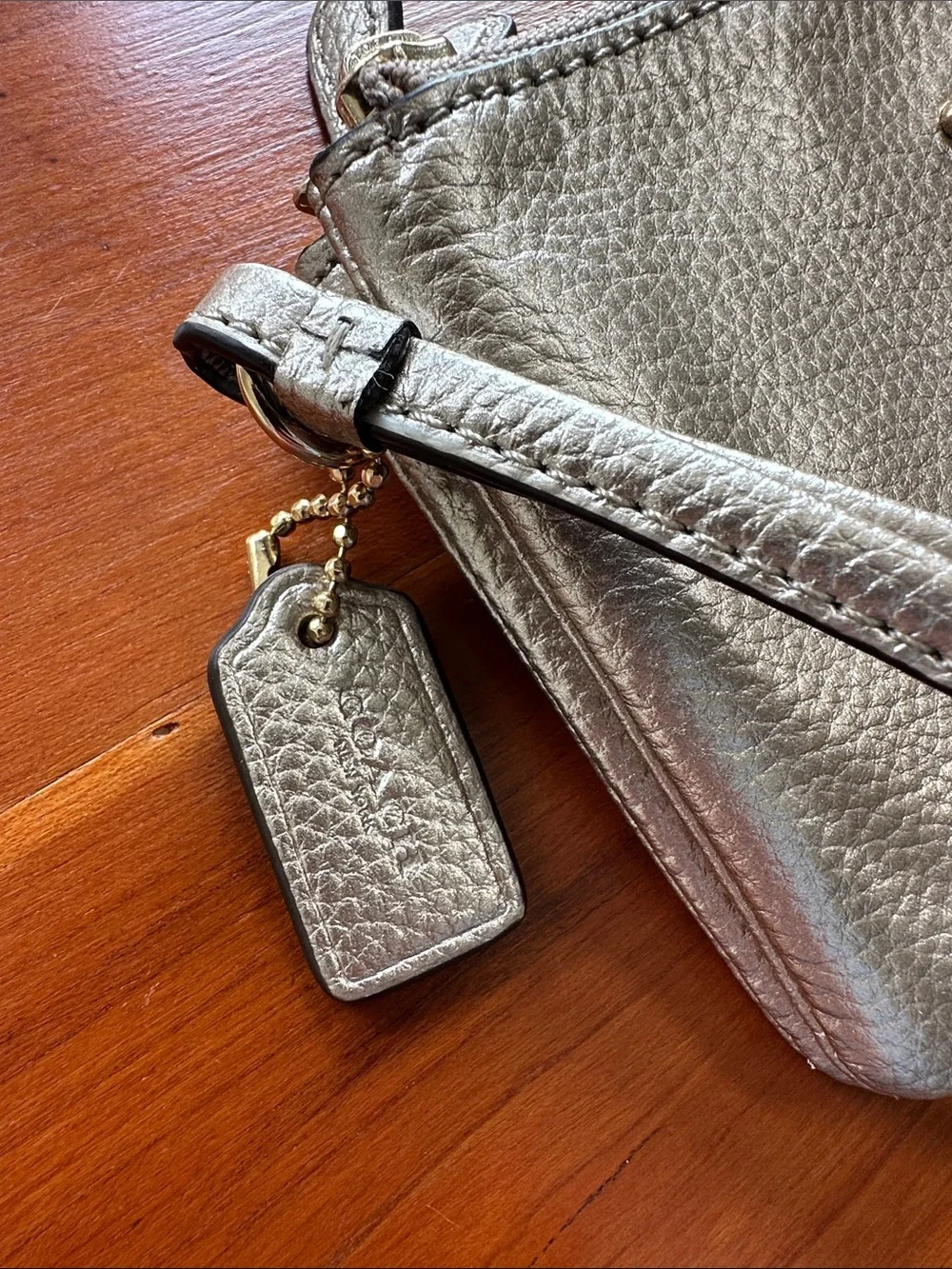 NWOT Coach Double Corner Zip Metallic Gold Leather Wristlet